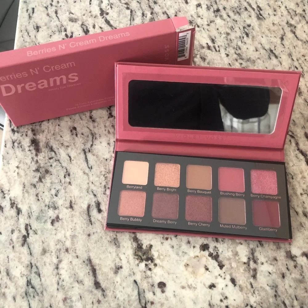 Violet Voss, berries and cream’s dream velvety eyeshadows, 10 color palette new